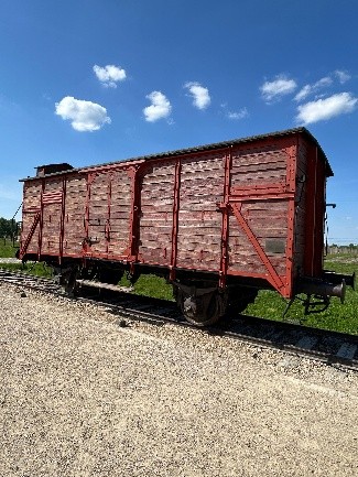 BRL 1800 / 60% vai para doação