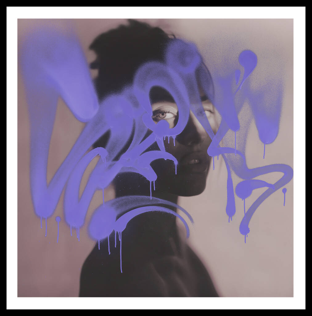 TITULO: EMMA PRINT ANO: 2026 DIMENSAO: 84 x 84 cm TECNICA: PRINT FINE ART  EM PAPEL DE ALGODÃO R$ 8.000